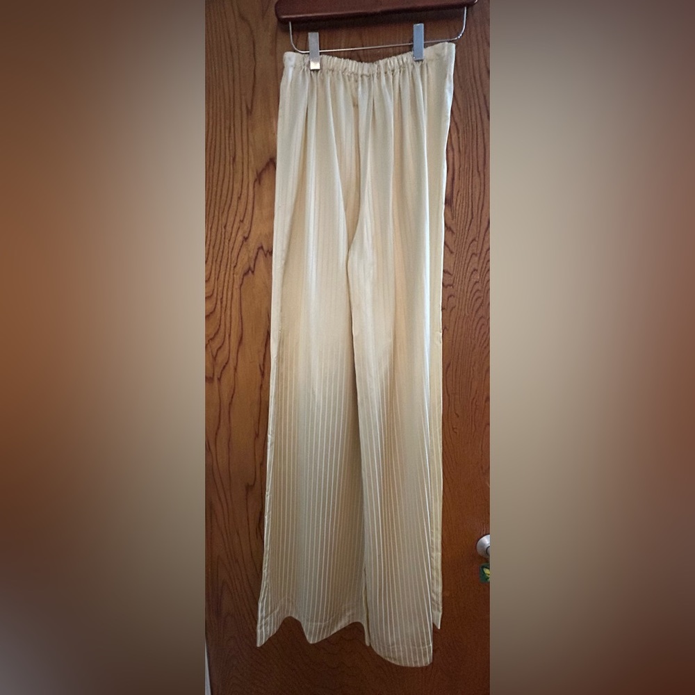 High waisted tan/beige wide leg pant with white stripes